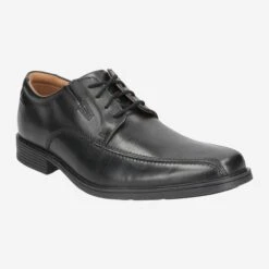 Clarks Art.  Tilden Walk 26110310 7 - Black