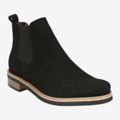 Art.  11606 - Black